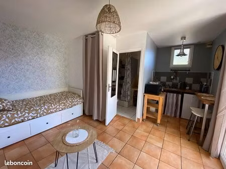 location studio libre jusqu'au 27 juin 2026