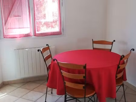 t2 meublé  location à l'année