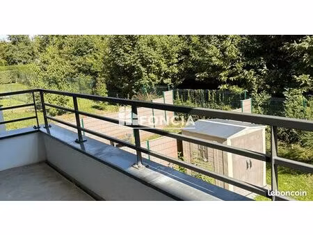 yerres résidentiel et verdoyant. 3 pieces lumineux avec terrasse sur foret- résidence stan