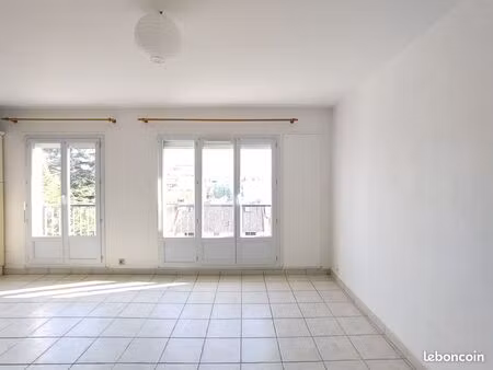 appartement - 68 m² - 4 pièces
