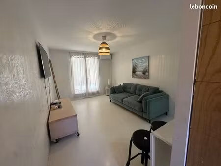 studio 21m² avec jardinet + parking - 675 cc