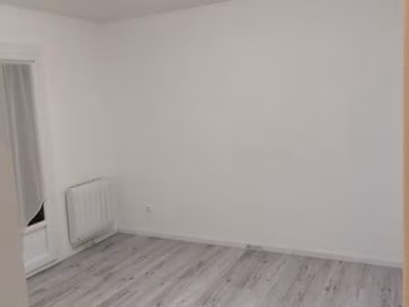 petite maison 40m2 sur bleneau 89220