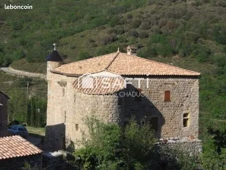 château 15 pièces 400 m²