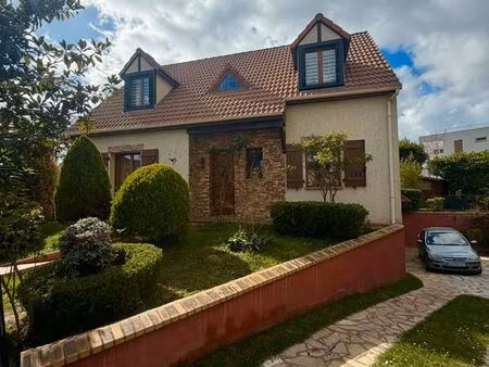 maison 6 pièces 108 m²