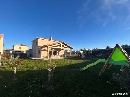 maison 4 chambres 111 m2