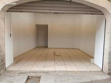 saison 2026 local à louer