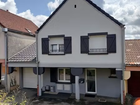 maison 4 pièces 85m²