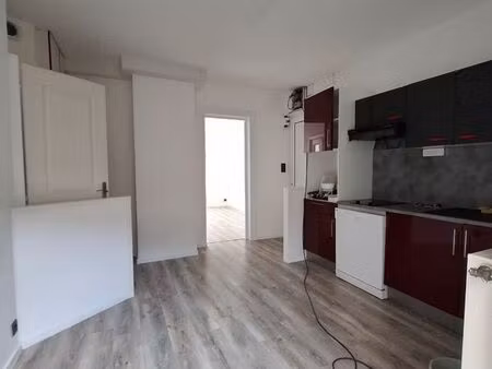 appartement au rc avec terrasse