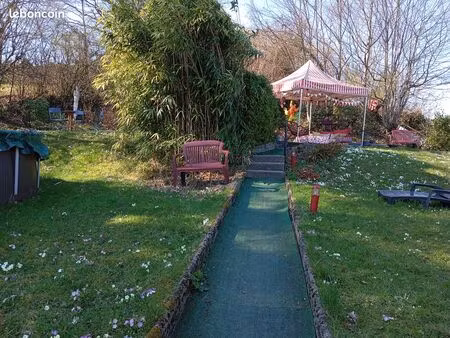 appartement atypique avec jardin