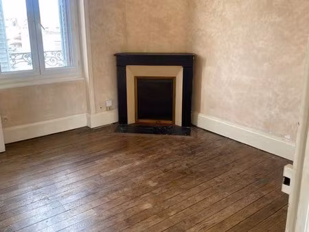 vente appartement f2/ 49000 euros