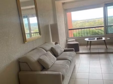 appartement cogolin  meublé  saisonnier
