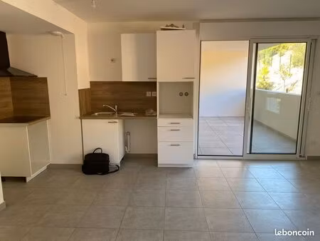 loue t2 neuf la garde proche université