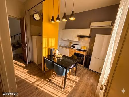 t2 meublé rdc - calme & centre vals - parking gratuit