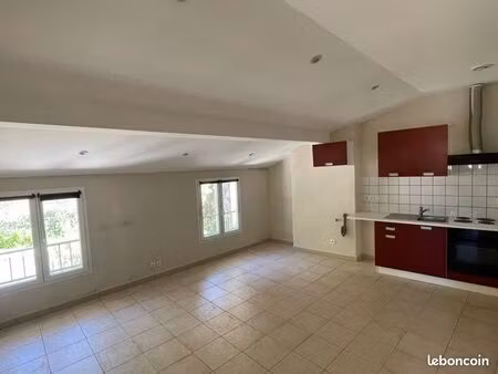 vals les bains centre proche commerce parc