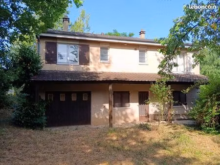 maison individuelle – lardy bourg  3 min du rer c