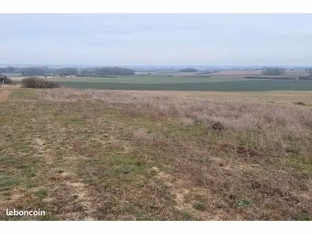 terrain 1 037 m² rethel