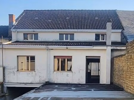 local commercial 385 m²