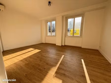 studio 1 pièce 35 m²