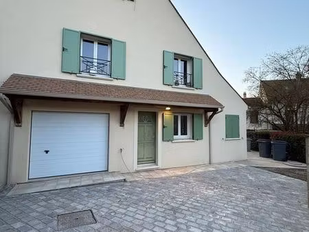 appartement t2 50m² avec 150m² jardin  grand garage et accès privatif