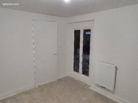 location t4 avec jardin