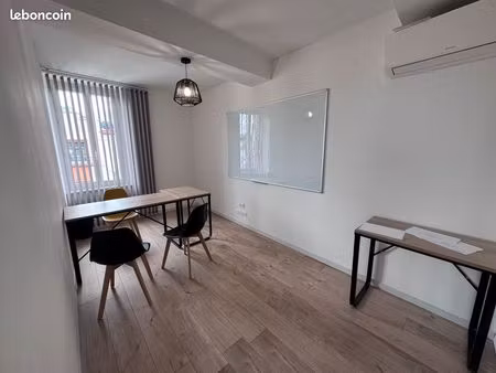 location d'un bureau professionnel de 12 m² à limoux