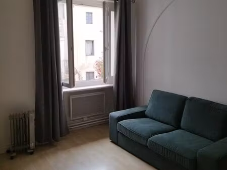 studio claire proche centre historique et hôpital