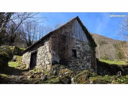 grange 2 pièces 55 m²