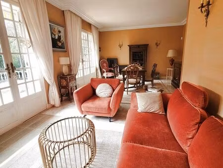 maison 6 pièces 167 m²