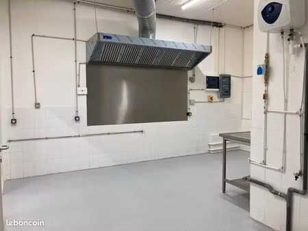 laboratoire cuisine – idéal dark kitchen – 25 m²