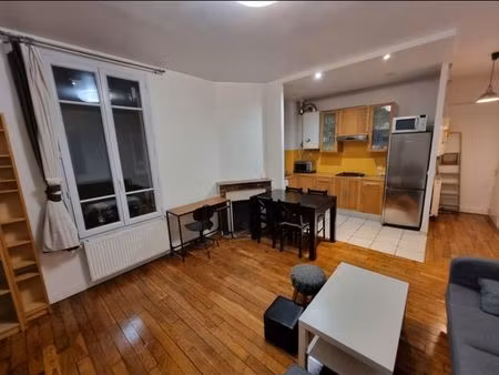 appartement 2 pièces 36m2 disponible en avril