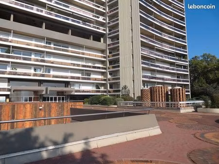 studio 1 pièce 17 m²