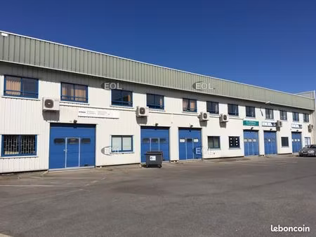 local d'activité 240 m²