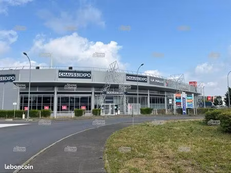 local commercial 656 m²