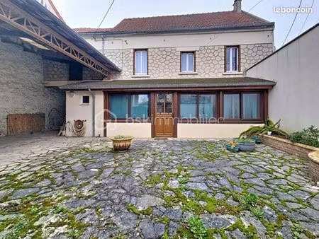 maison 5 pièces 126 m²