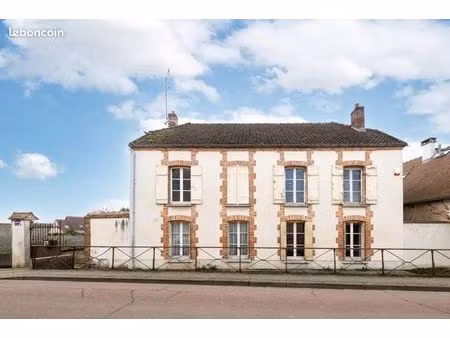 ferme 10 pièces 136 m²