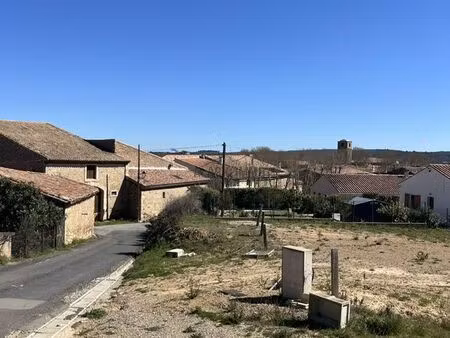 terrain 645 m² fabrezan