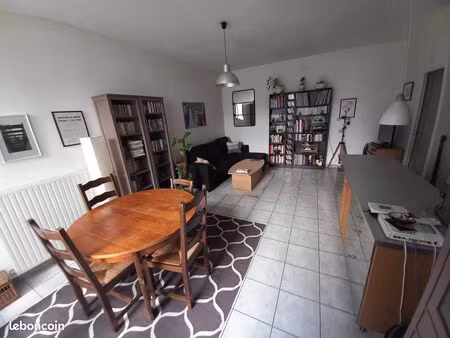 t2 48 m² avec jardinet – secteur théâtre gérard philippe