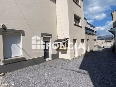 appartement 2 pièces 68 m²