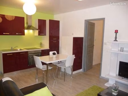 f2 meublé tv lave linge vaisselles