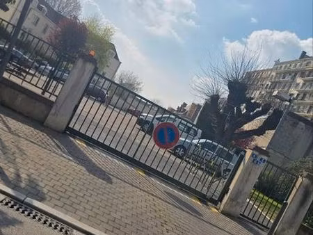 parking voiture troyes