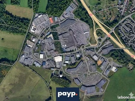 local commercial 812 m²