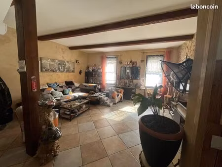 maison de village 210m2