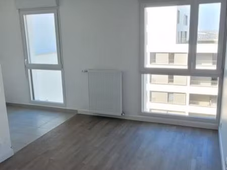 location studio 26 m² - gif sur yvette - moulon