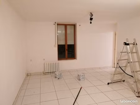 appartement t2 atypique hypercentre avec parking