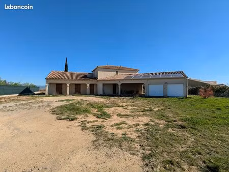 maison 6 pièces 163 m²
