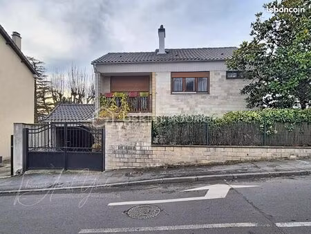 maison de ville 4 pièces 100 m²