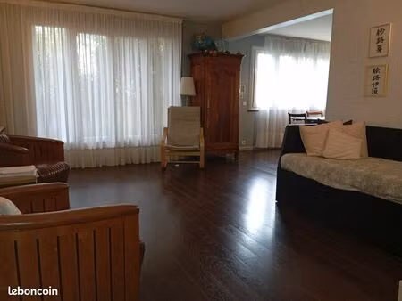 grand et bel appartement livry-gargan