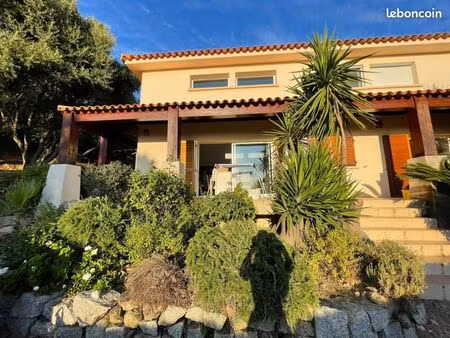 villa avec piscine – vue mer