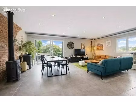 villa 3 pièces 134 m²