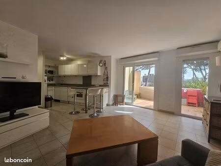 trottel beau et spacieux studio+1chambre